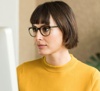 Quali occhiali sono adatti al mondo del lavoro moderno? Scoprite come scegliere gli occhiali giusti per l'ufficio e per la casa in questo blog post di Dynoptic.